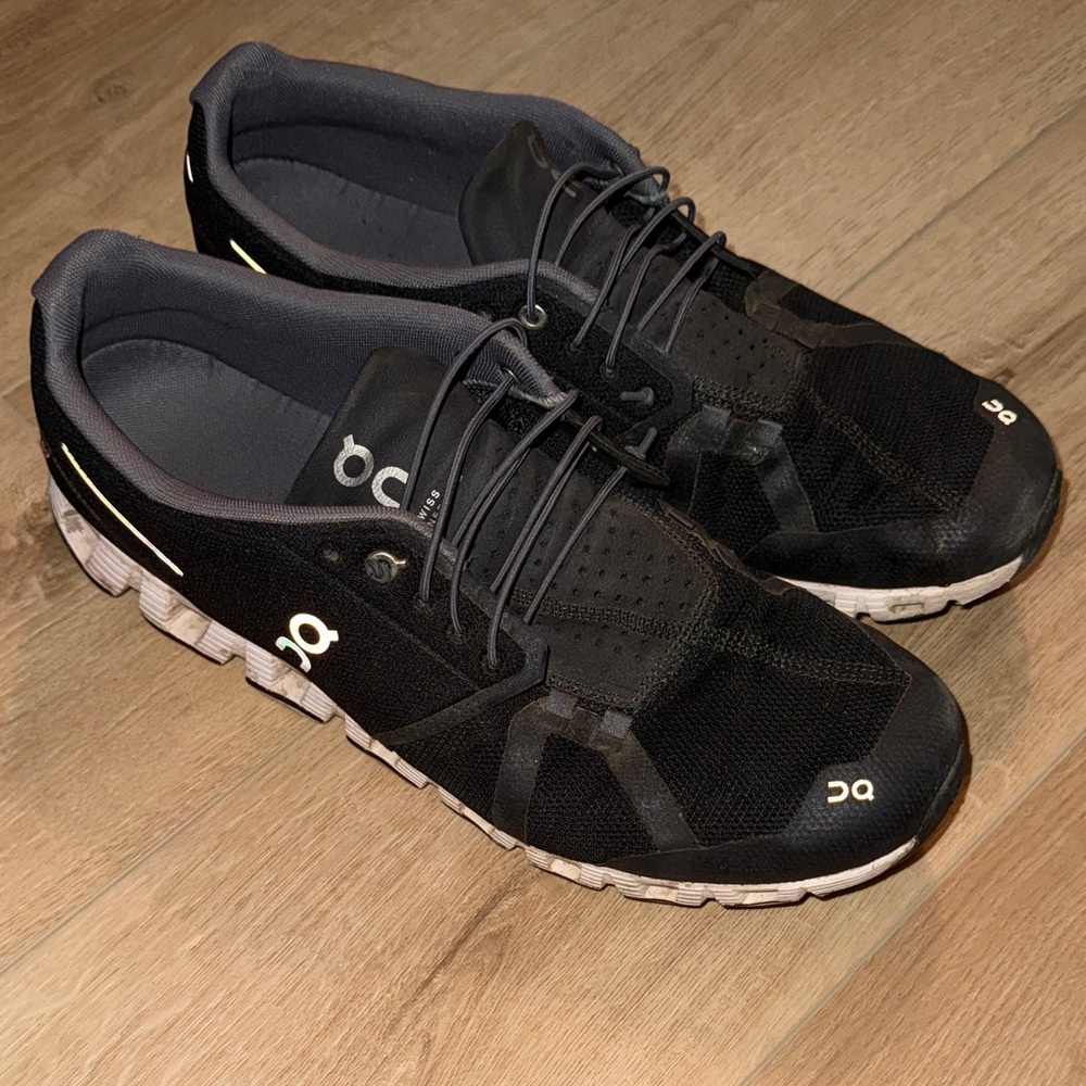 On Clouds Running Men's Black and White Athletic Shoes
